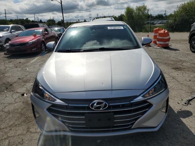 Photo 4 VIN: 5NPD84LF7KH428901 - HYUNDAI ELANTRA SE 