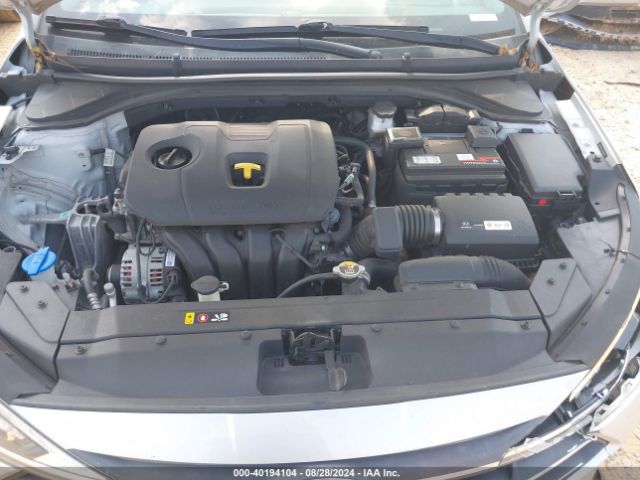 Photo 9 VIN: 5NPD84LF7KH429501 - HYUNDAI ELANTRA 