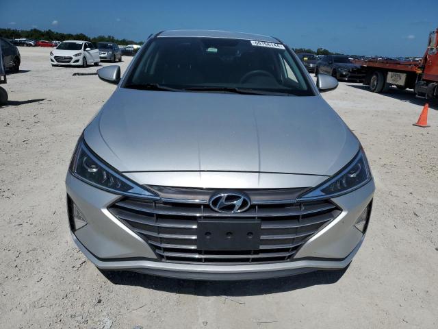 Photo 4 VIN: 5NPD84LF7KH433080 - HYUNDAI ELANTRA SE 