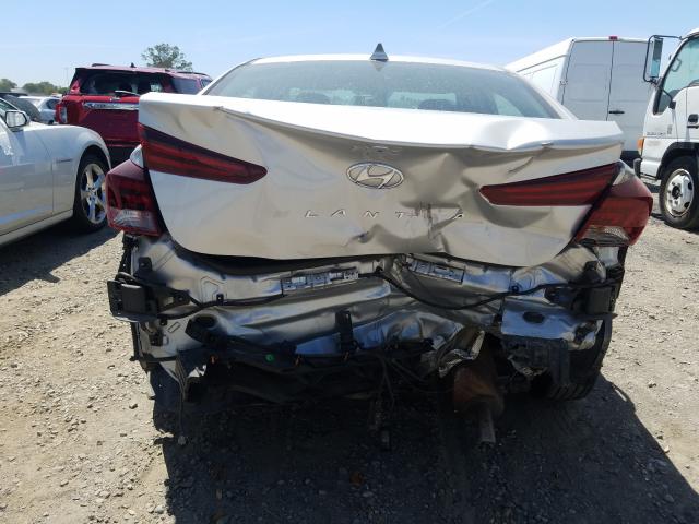 Photo 8 VIN: 5NPD84LF7KH435606 - HYUNDAI ELANTRA SE 