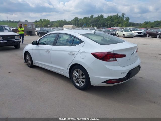 Photo 2 VIN: 5NPD84LF7KH443561 - HYUNDAI ELANTRA 