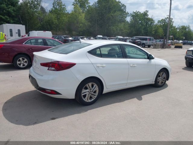 Photo 3 VIN: 5NPD84LF7KH443561 - HYUNDAI ELANTRA 