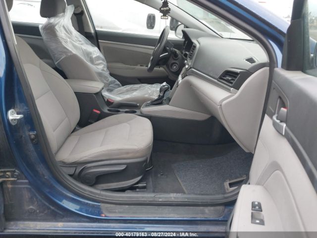 Photo 4 VIN: 5NPD84LF7KH446153 - HYUNDAI ELANTRA 