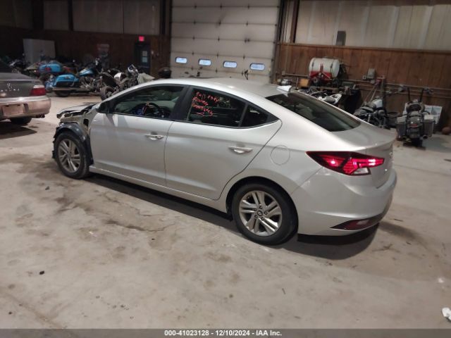 Photo 2 VIN: 5NPD84LF7KH448663 - HYUNDAI ELANTRA 