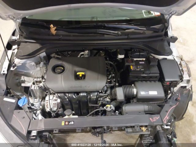 Photo 9 VIN: 5NPD84LF7KH448663 - HYUNDAI ELANTRA 