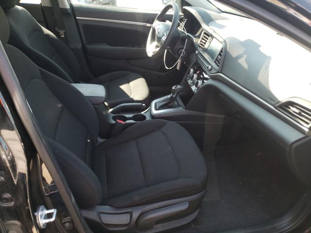 Photo 4 VIN: 5NPD84LF7KH457332 - HYUNDAI ELANTRA SE 