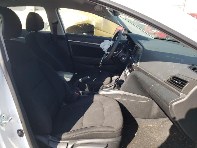 Photo 4 VIN: 5NPD84LF7KH469707 - HYUNDAI ELANTRA SE 