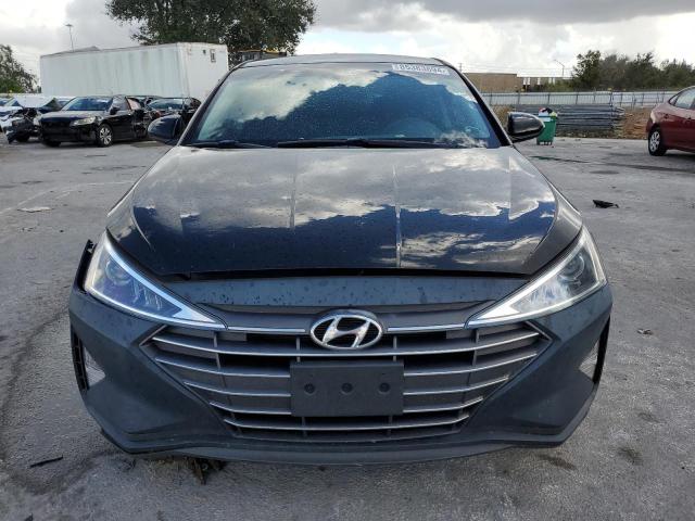 Photo 4 VIN: 5NPD84LF7KH470890 - HYUNDAI ELANTRA SE 