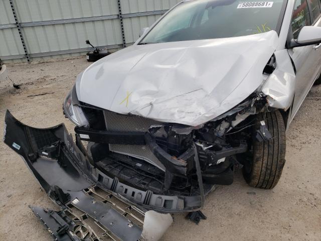 Photo 8 VIN: 5NPD84LF7KH476706 - HYUNDAI ELANTRA SE 