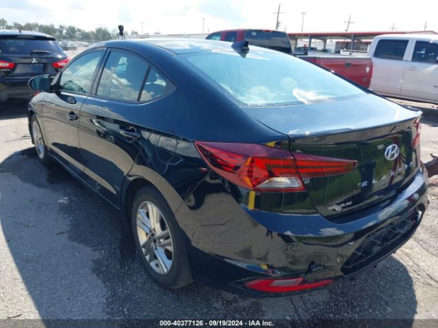 Photo 2 VIN: 5NPD84LF7KH480805 - HYUNDAI ELANTRA 