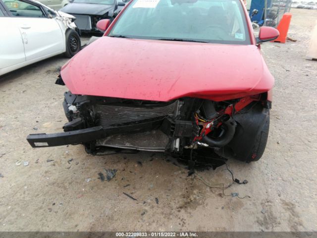 Photo 5 VIN: 5NPD84LF7KH481095 - HYUNDAI ELANTRA 