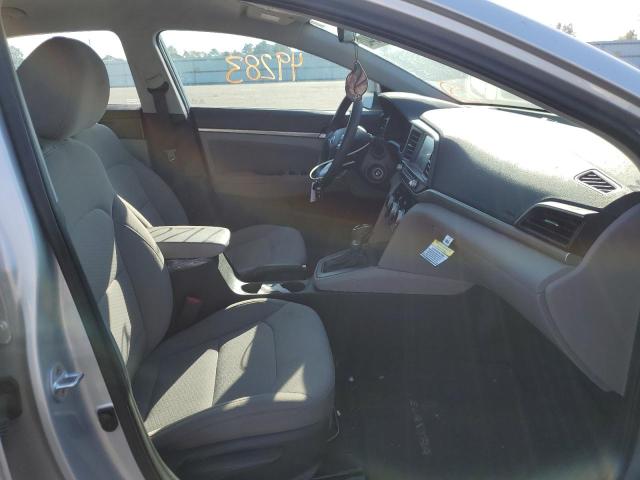 Photo 4 VIN: 5NPD84LF7KH490900 - HYUNDAI ELANTRA SE 