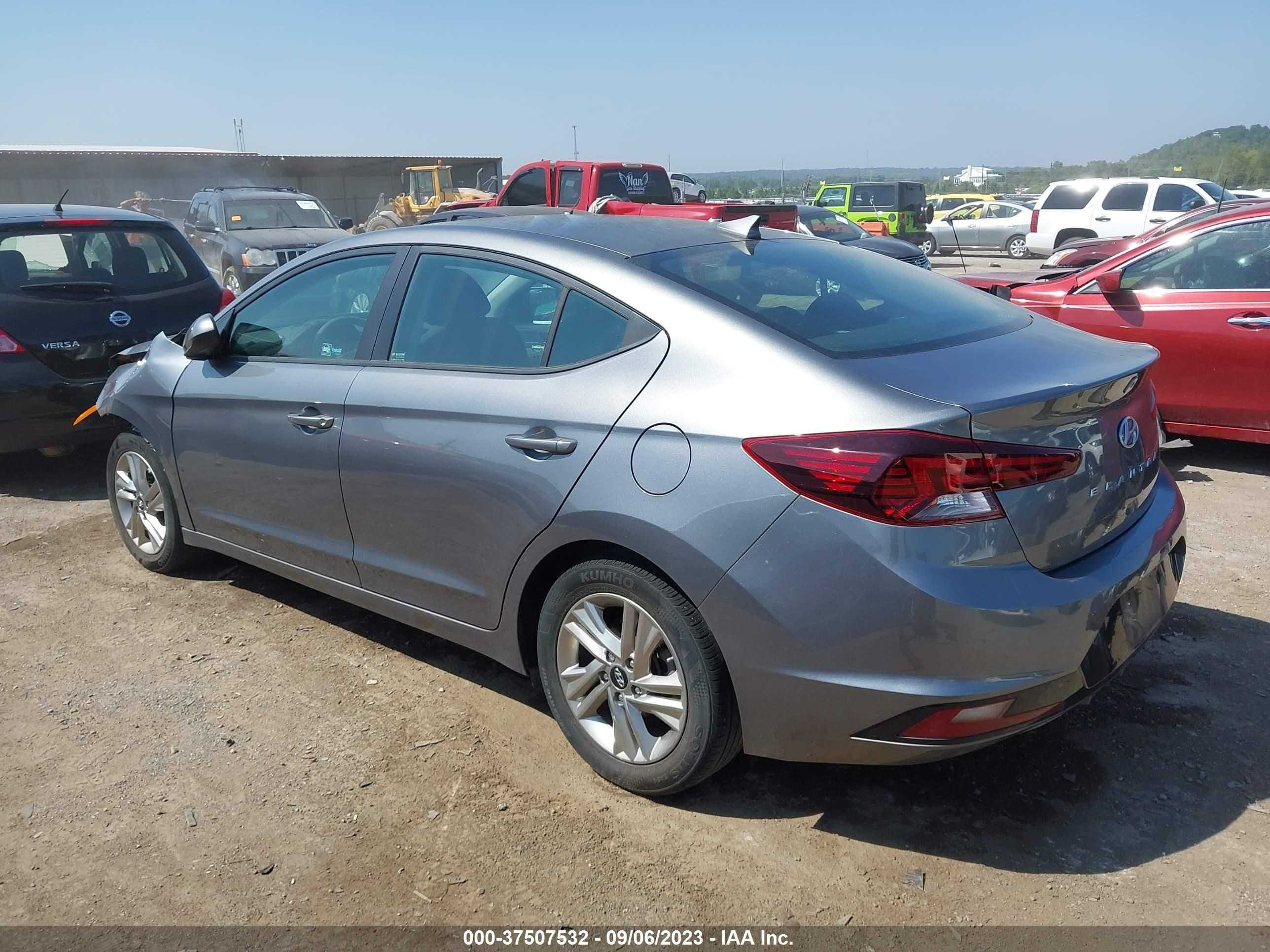 Photo 2 VIN: 5NPD84LF7LH516610 - HYUNDAI ELANTRA 