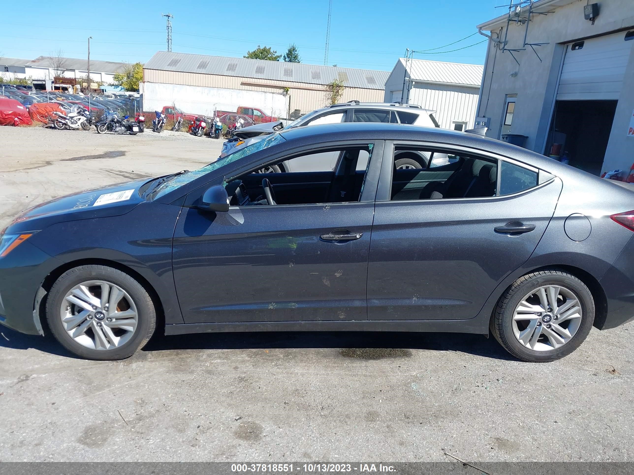 Photo 13 VIN: 5NPD84LF7LH551387 - HYUNDAI ELANTRA 