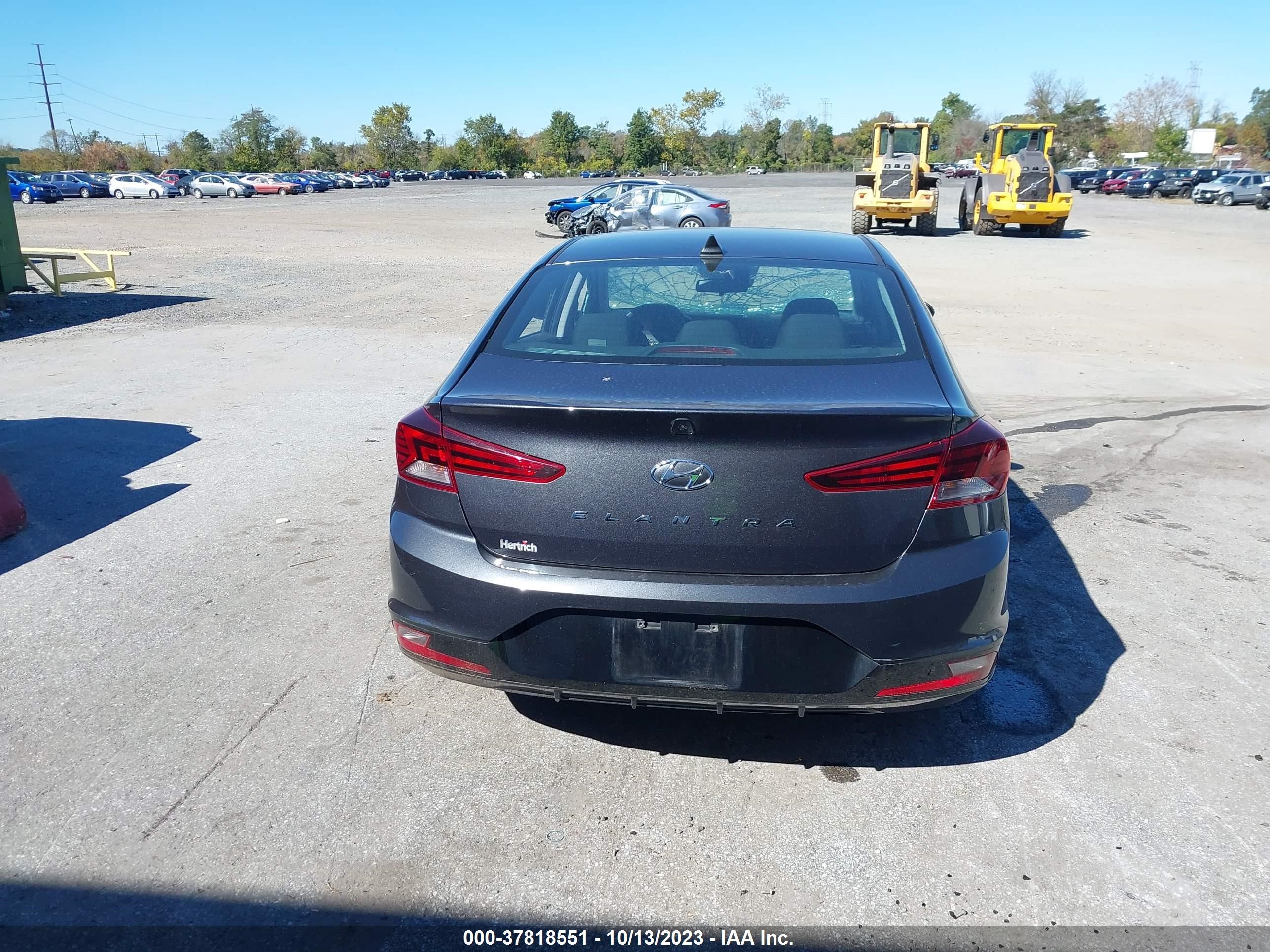 Photo 15 VIN: 5NPD84LF7LH551387 - HYUNDAI ELANTRA 