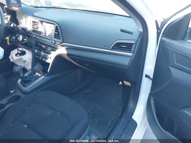 Photo 4 VIN: 5NPD84LF7LH625004 - HYUNDAI ELANTRA 