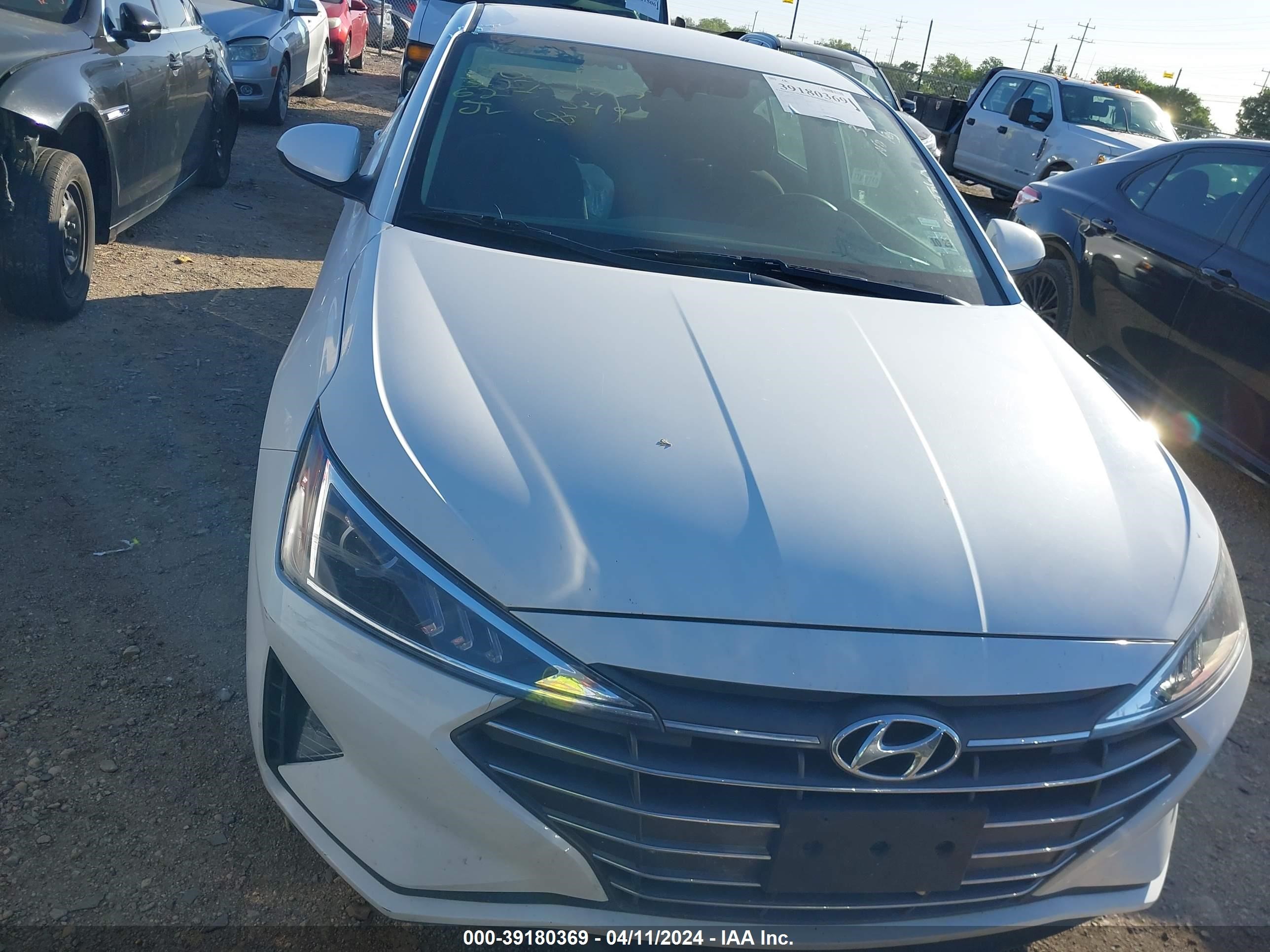 Photo 10 VIN: 5NPD84LF7LH627349 - HYUNDAI ELANTRA 