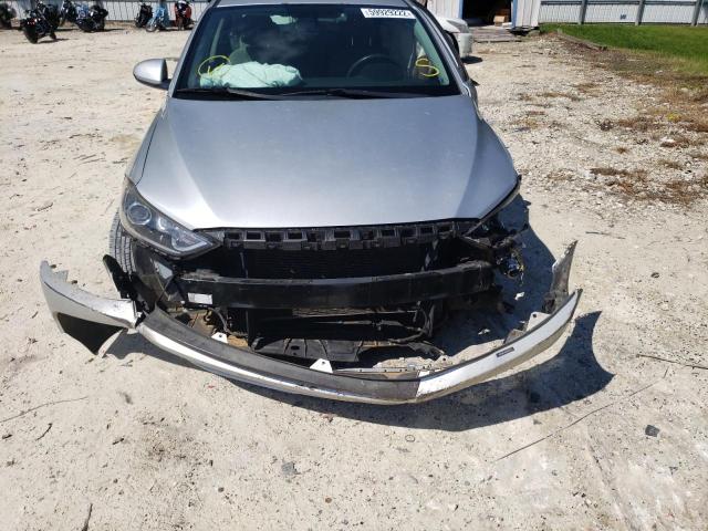 Photo 9 VIN: 5NPD84LF8HH002935 - HYUNDAI ELANTRA SE 