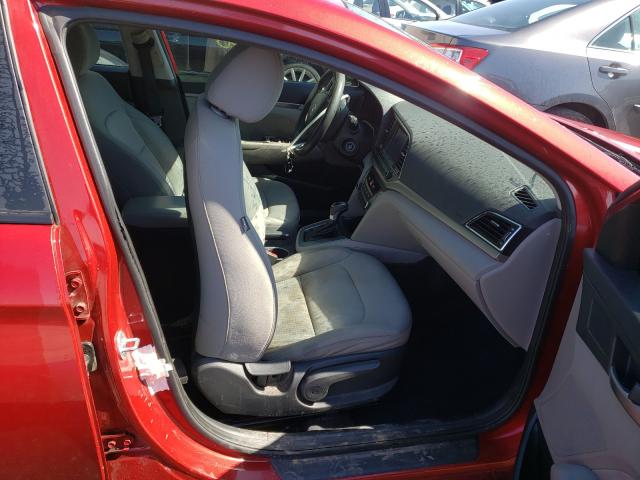 Photo 4 VIN: 5NPD84LF8HH006130 - HYUNDAI ELANTRA 