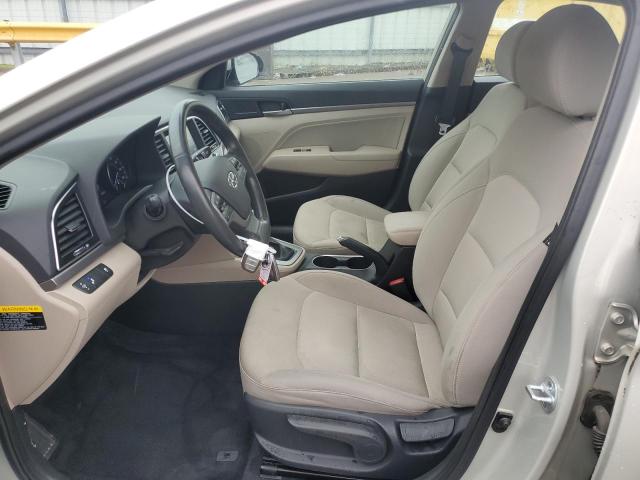 Photo 6 VIN: 5NPD84LF8HH015622 - HYUNDAI ELANTRA 