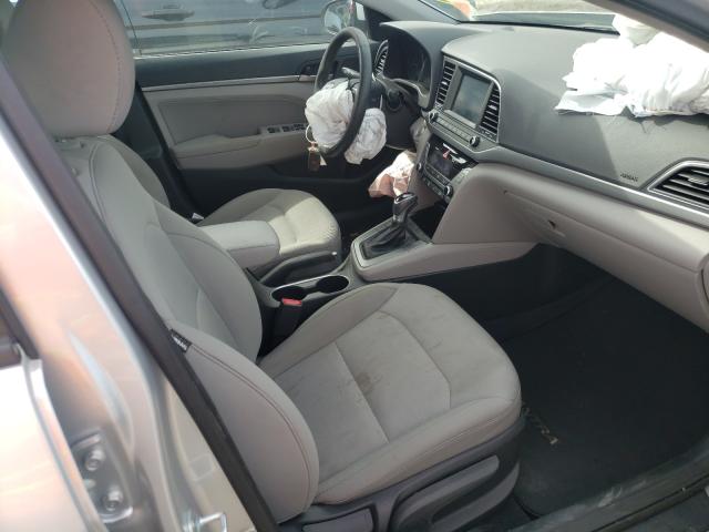 Photo 4 VIN: 5NPD84LF8HH016592 - HYUNDAI ELANTRA SE 