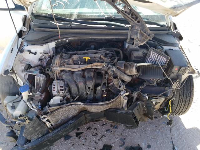 Photo 6 VIN: 5NPD84LF8HH016737 - HYUNDAI ELANTRA SE 