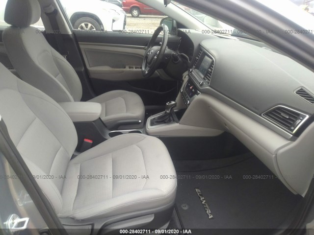 Photo 4 VIN: 5NPD84LF8HH022327 - HYUNDAI ELANTRA 