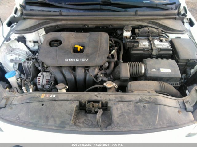 Photo 9 VIN: 5NPD84LF8HH024918 - HYUNDAI ELANTRA 