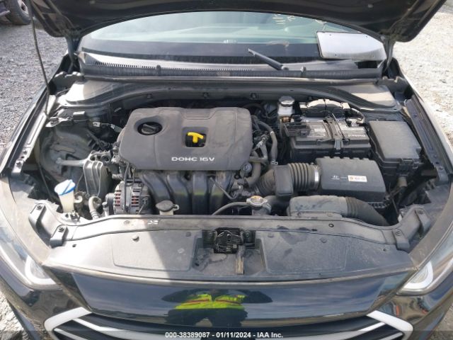 Photo 9 VIN: 5NPD84LF8HH025003 - HYUNDAI ELANTRA 