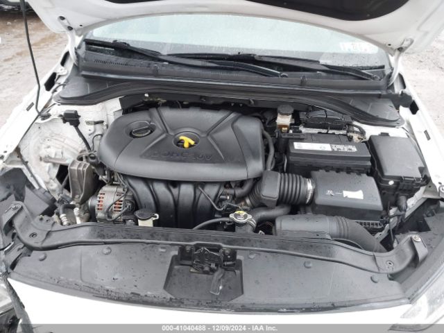 Photo 9 VIN: 5NPD84LF8HH027835 - HYUNDAI ELANTRA 