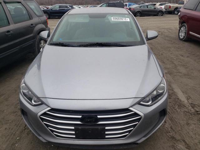 Photo 4 VIN: 5NPD84LF8HH032999 - HYUNDAI ELANTRA SE 