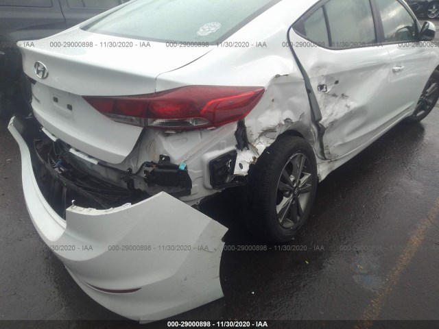 Photo 5 VIN: 5NPD84LF8HH045879 - HYUNDAI ELANTRA 