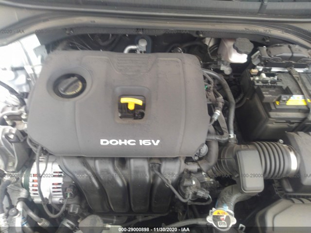 Photo 9 VIN: 5NPD84LF8HH045879 - HYUNDAI ELANTRA 