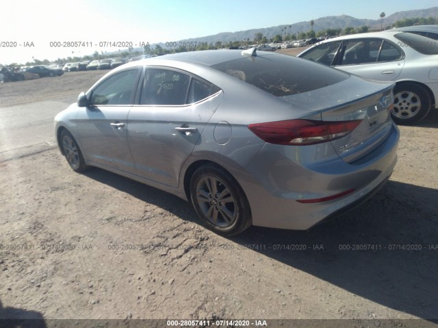 Photo 2 VIN: 5NPD84LF8HH051438 - HYUNDAI ELANTRA 