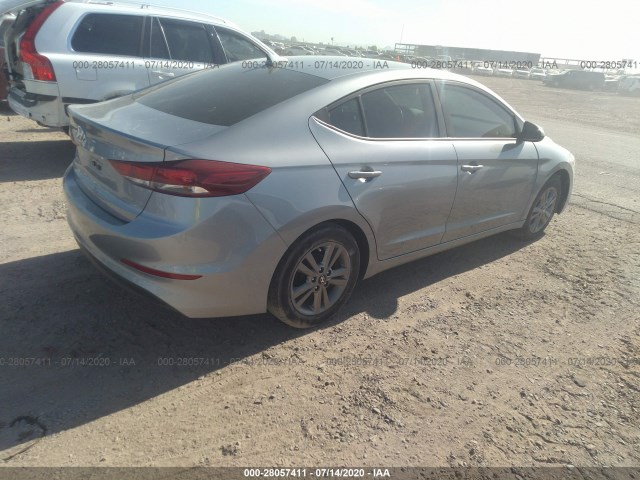 Photo 3 VIN: 5NPD84LF8HH051438 - HYUNDAI ELANTRA 