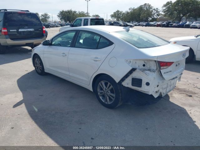 Photo 2 VIN: 5NPD84LF8HH057241 - HYUNDAI ELANTRA 