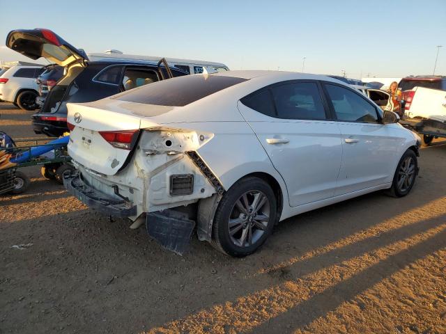 Photo 2 VIN: 5NPD84LF8HH060902 - HYUNDAI ELANTRA 