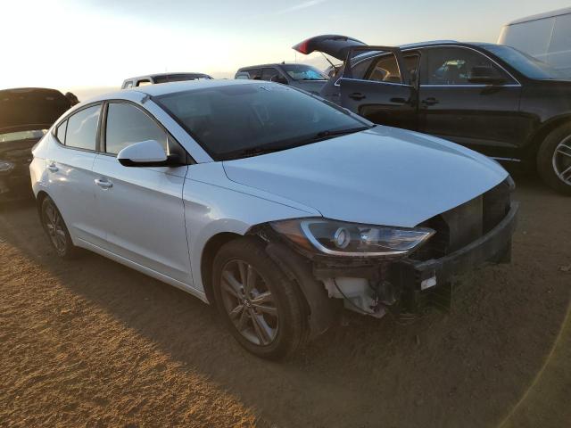 Photo 3 VIN: 5NPD84LF8HH060902 - HYUNDAI ELANTRA 