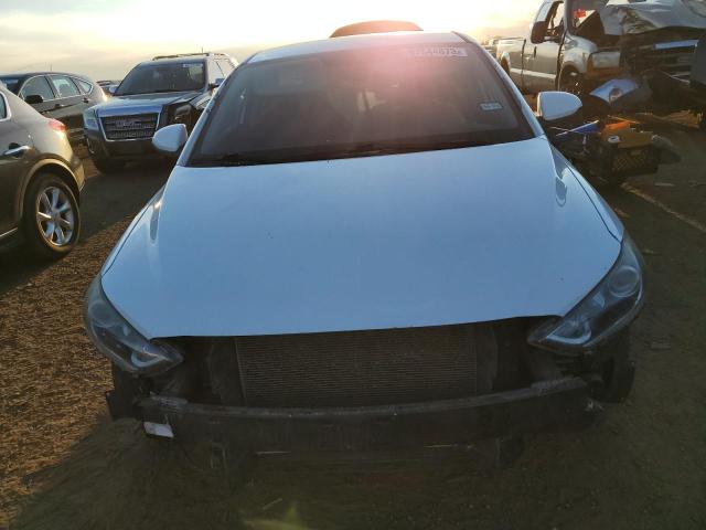 Photo 4 VIN: 5NPD84LF8HH060902 - HYUNDAI ELANTRA 