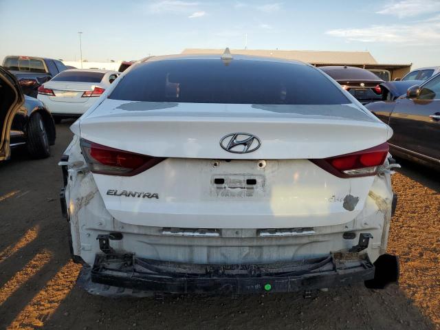 Photo 5 VIN: 5NPD84LF8HH060902 - HYUNDAI ELANTRA 