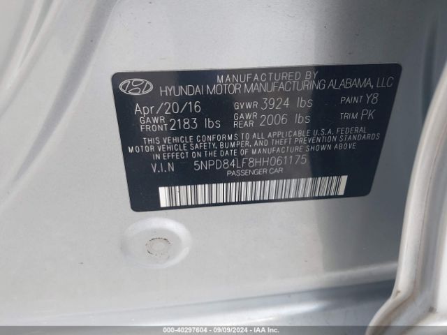 Photo 8 VIN: 5NPD84LF8HH061175 - HYUNDAI ELANTRA 