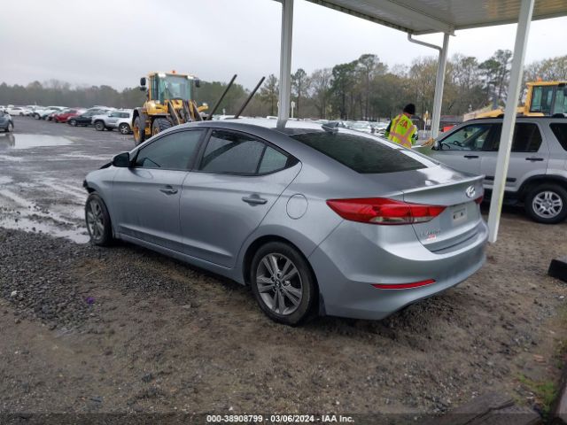 Photo 2 VIN: 5NPD84LF8HH085931 - HYUNDAI ELANTRA 