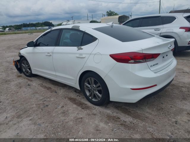 Photo 2 VIN: 5NPD84LF8HH088389 - HYUNDAI ELANTRA 