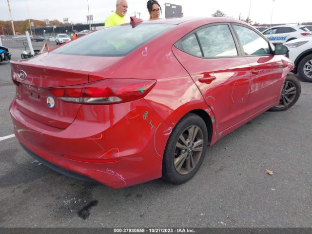 Photo 3 VIN: 5NPD84LF8HH117132 - HYUNDAI ELANTRA 