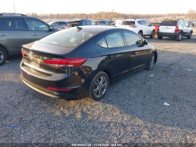 Photo 3 VIN: 5NPD84LF8HH117163 - HYUNDAI ELANTRA 