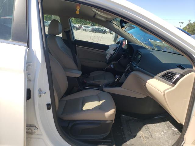 Photo 4 VIN: 5NPD84LF8HH121049 - HYUNDAI ELANTRA 