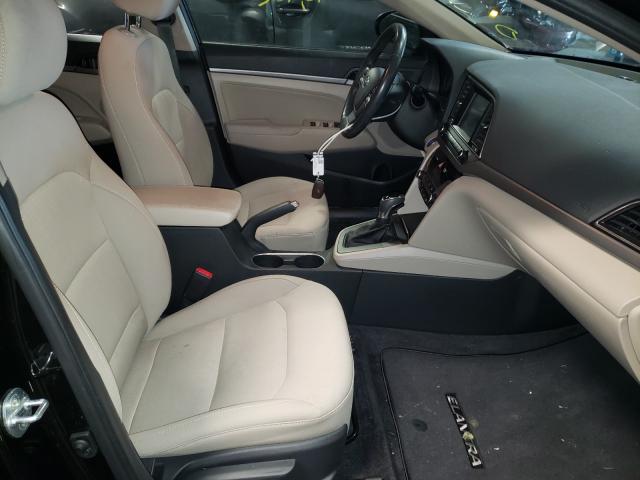 Photo 4 VIN: 5NPD84LF8HH147781 - HYUNDAI ELANTRA SE 