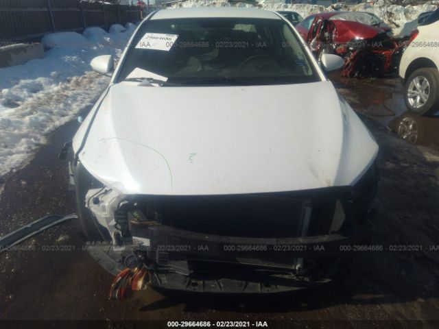 Photo 5 VIN: 5NPD84LF8HH154343 - HYUNDAI ELANTRA 