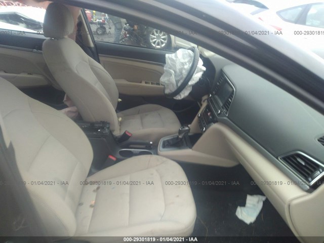 Photo 4 VIN: 5NPD84LF8HH159980 - HYUNDAI ELANTRA 