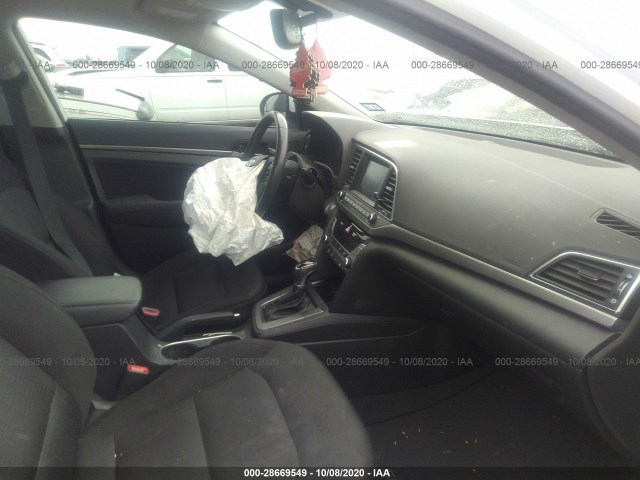 Photo 4 VIN: 5NPD84LF8HH166895 - HYUNDAI ELANTRA 